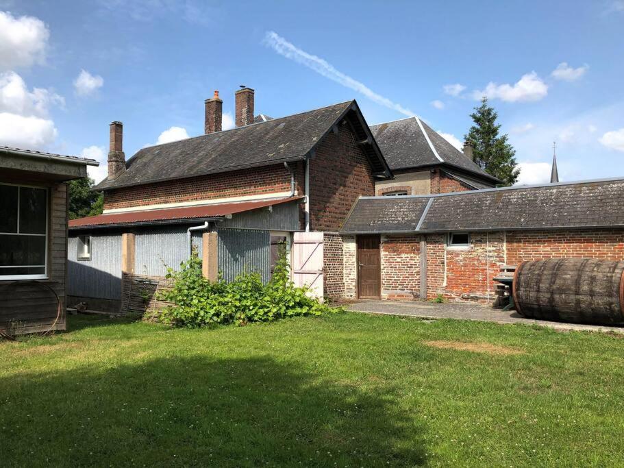Gite Au Coeur D'Une Residence D'Artiste Saint-Aubin-de-Bonneval エクステリア 写真