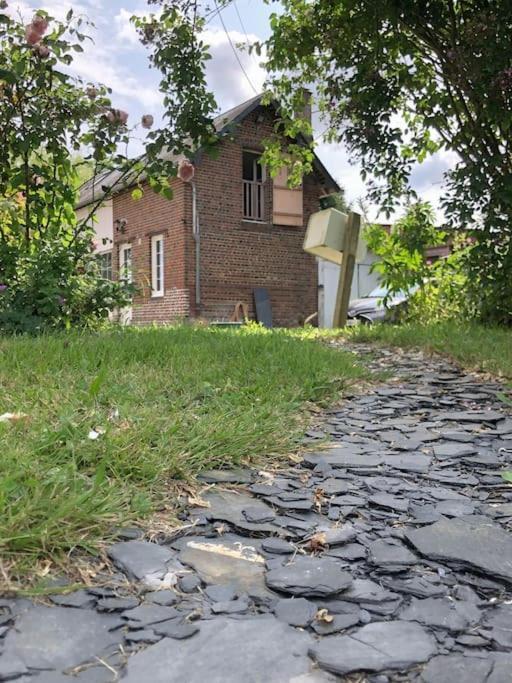 Gite Au Coeur D'Une Residence D'Artiste Saint-Aubin-de-Bonneval エクステリア 写真