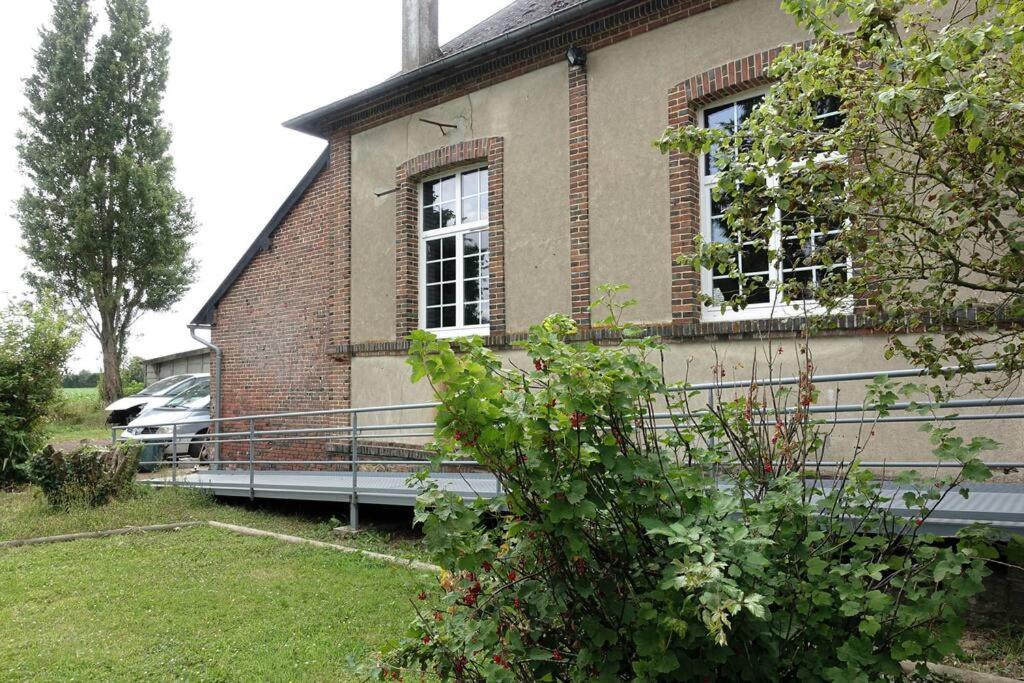 Gite Au Coeur D'Une Residence D'Artiste Saint-Aubin-de-Bonneval エクステリア 写真