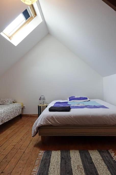 Gite Au Coeur D'Une Residence D'Artiste Saint-Aubin-de-Bonneval エクステリア 写真
