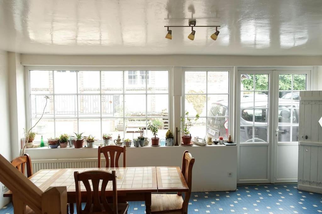 Gite Au Coeur D'Une Residence D'Artiste Saint-Aubin-de-Bonneval エクステリア 写真